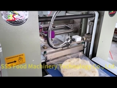 トーティーヤの生産ライン